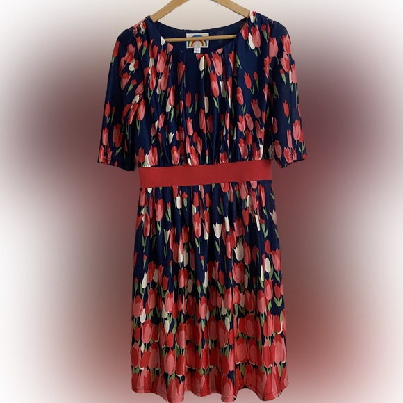 Ruby Belle tulip dress - Picture 1 of 6